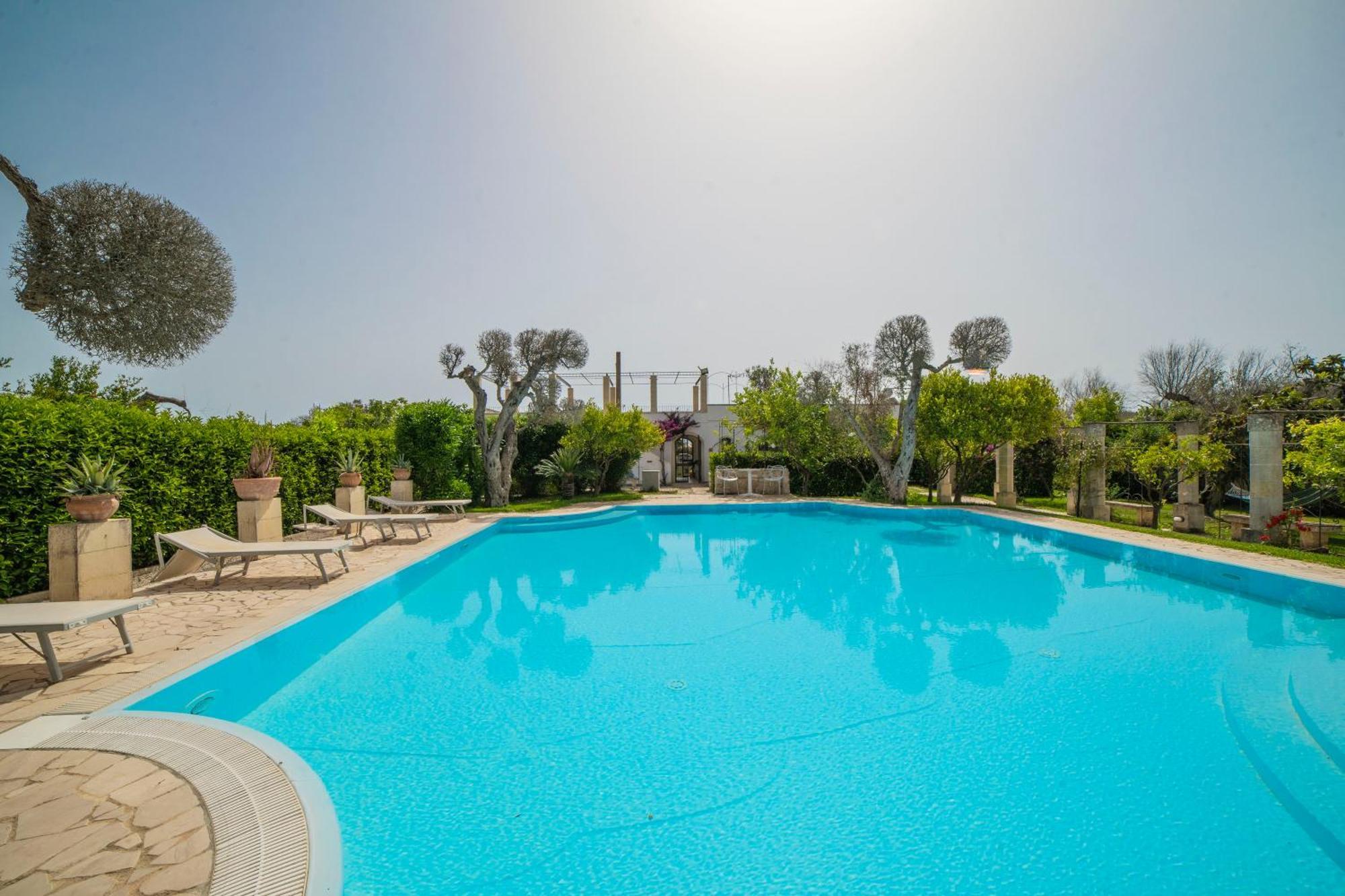 Villa Lisa Garden And Pool - Happy Rentals Melendugno Kültér fotó