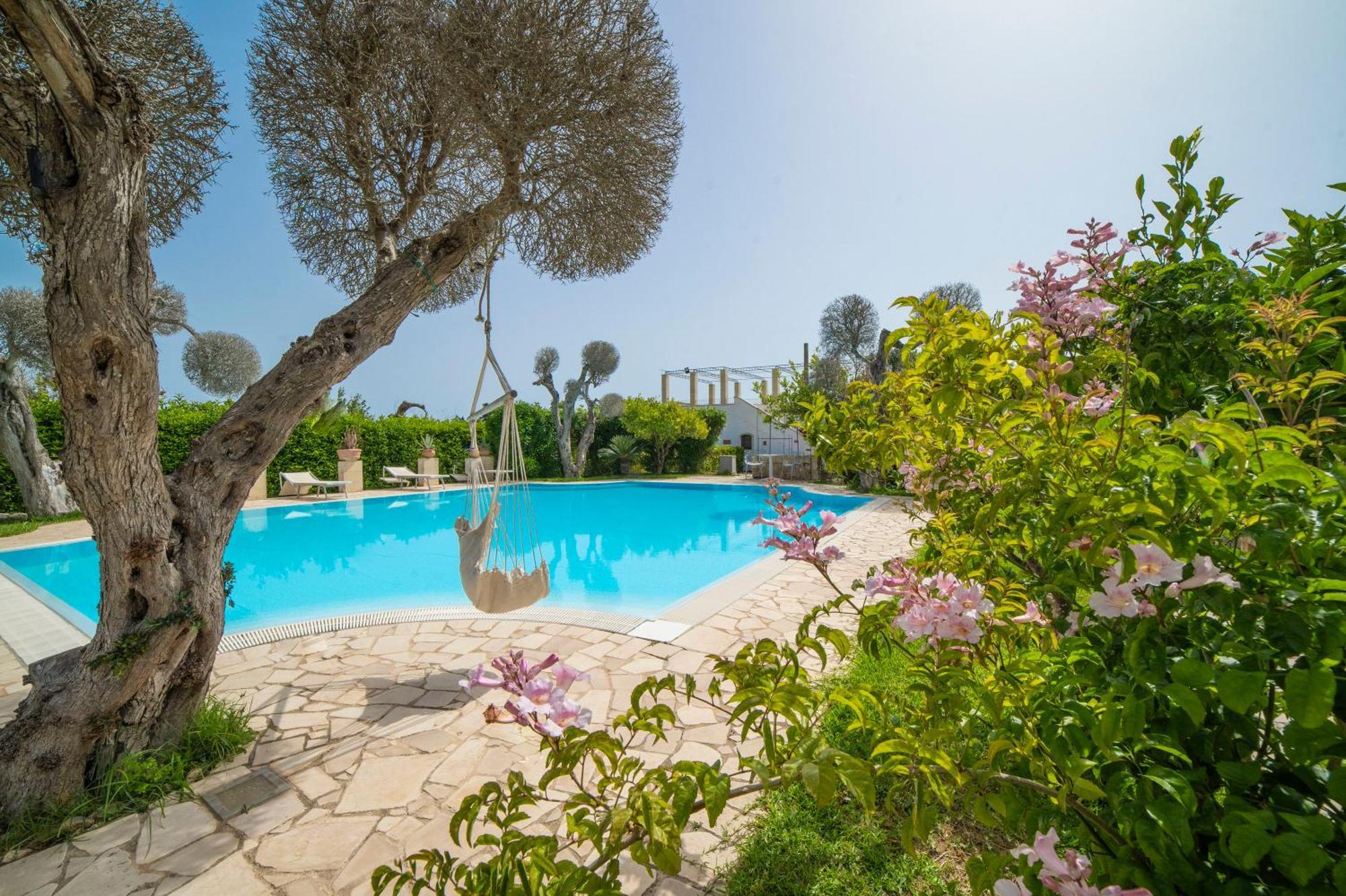 Villa Lisa Garden And Pool - Happy Rentals Melendugno Kültér fotó